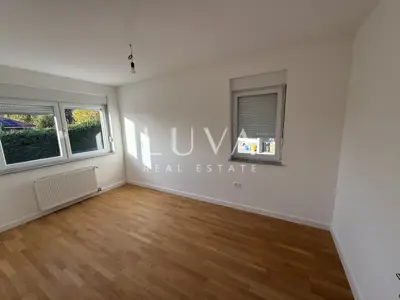 Wohnung 79,8 m², Perjavica - 3 Zimmer, Balkon und Blick auf die Stadt - 6