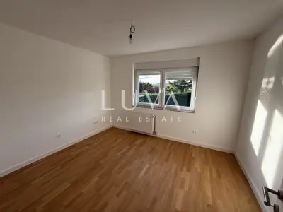 Wohnung 79,8 m², Perjavica - 3 Zimmer, Balkon und Blick auf die Stadt - 8