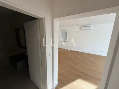 Wohnung 79,8 m², Perjavica - 3 Zimmer, Balkon und Blick auf die Stadt - 9