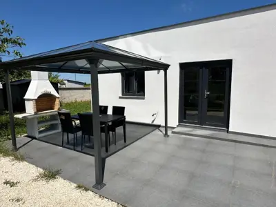 House 49 m², Medulin - quiet location in nature
