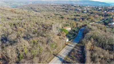 Istra, Rakalj građevinsko zemljište u mirnom kvartu