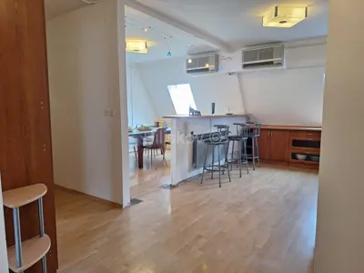 For Sale, Zagreb, Malešnica, Two-Storey Apartment 135 m², Elevator, Public Parking - 9