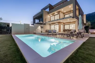 SPLIT, LUXURY VILLA, for 6 months or one year rent