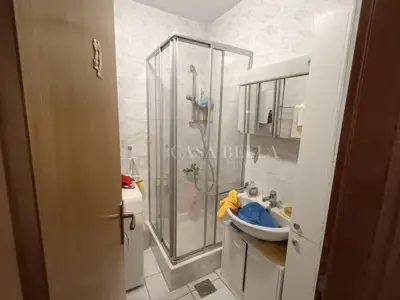 Stan u Selcima, pogled na more i garaža - 12