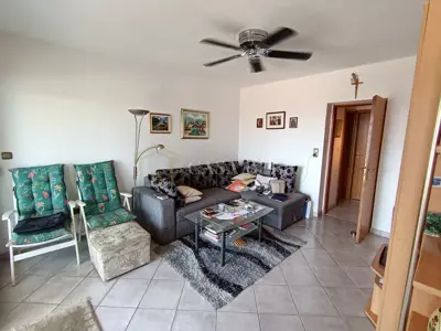 Stan u Selcima, pogled na more i garaža - 8