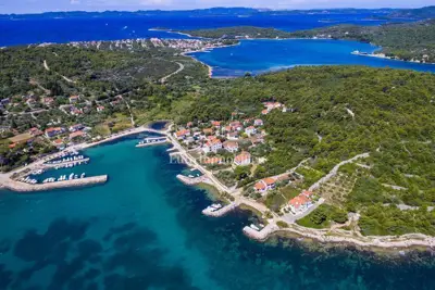Building plot with sea view, 190 m from the sea, island of Pašman