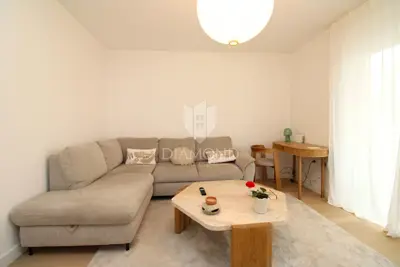 Stan 49 m², Donja Vežica - renoviran i namješten - 4