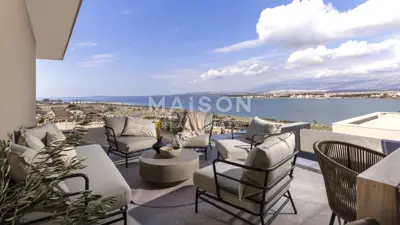 Rare Opportunity: Exclusive Villa with Pool on Pag - 5