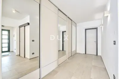 Vila 373 m², Murine - bazen i pogled na more - 19