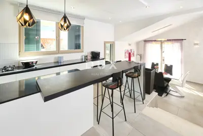 Vila 373 m², Murine - bazen i pogled na more - 16