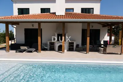 Vila 373 m², Murine - bazen i pogled na more - 15