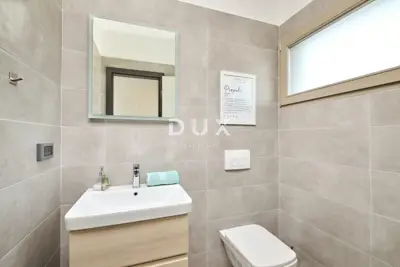 Vila 373 m², Murine - bazen i pogled na more - 21