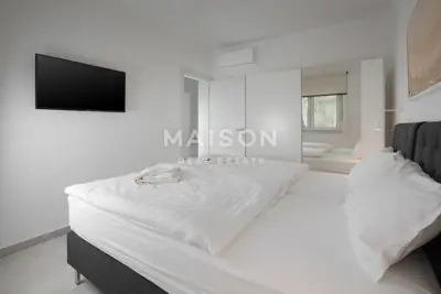 Haus 245 m², Pomer - Pool und zwei Wohneinheiten - 6