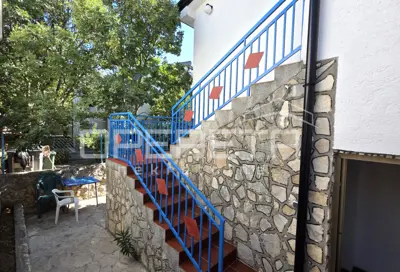 House 330 m², Karlobag - near the sea and the center, open sea view - 7