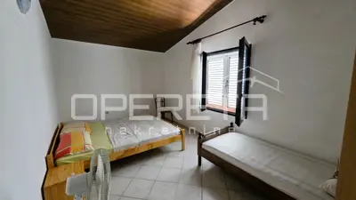 House 330 m², Karlobag - near the sea and the center, open sea view - 15
