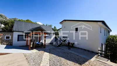 House 330 m², Karlobag - near the sea and the center, open sea view - 2