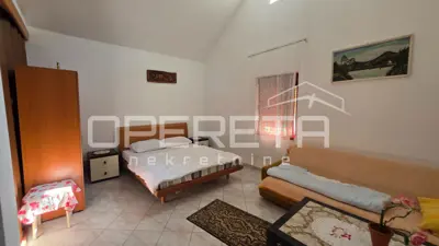 House 330 m², Karlobag - near the sea and the center, open sea view - 6