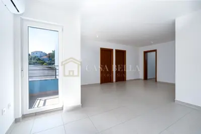 Wohnung 55 m², Rubeši - 2 Zimmer + Wohnzimmer, Balkon und 2 Parkplätze - 9