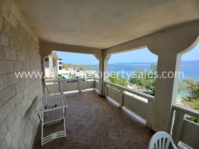 Kuća 238 m², Vir, prvi red do mora i 6 apartmana - 12