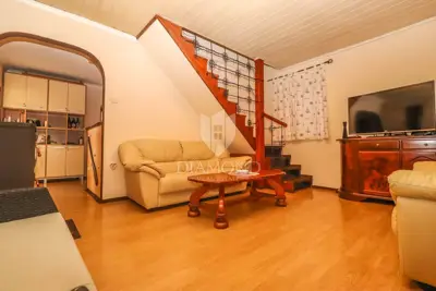 Kuća 140 m², Medulin - mirna lokacija i terasa - 14