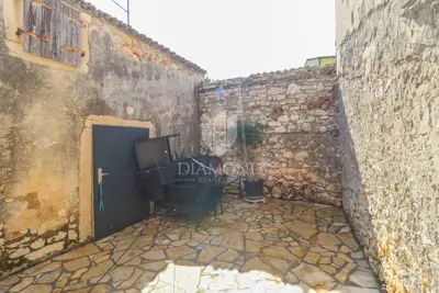 Kuća 140 m², Medulin - mirna lokacija i terasa - 6