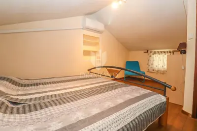 Kuća 140 m², Medulin - mirna lokacija i terasa - 20