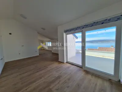 Apartment in Crikvenica, 3 bedrooms, 2 terraces and sea view