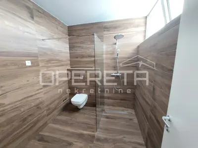 House for sale in Zemunik Donji, 217 m² - 3