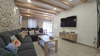 Haus zum Kauf in Grižane-Belgrad, 350 m² - 18