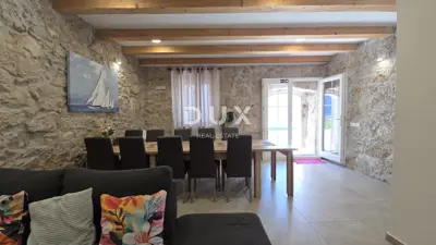 Haus zum Kauf in Grižane-Belgrad, 350 m² - 21