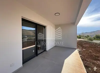 GREBAŠTICA, Novogradnja, Dvosoban stan u prizemlju, 70 m²