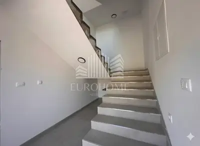 GREBAŠTICA, Novogradnja, Dvosoban stan u prizemlju, 70 m² - 2
