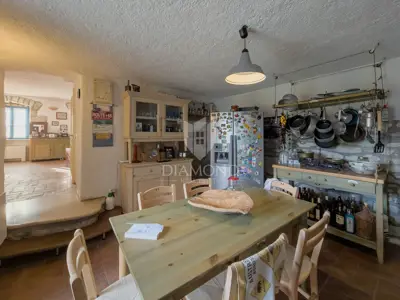 Kuća 330 m², Labin okolica - bazen i sauna - 11