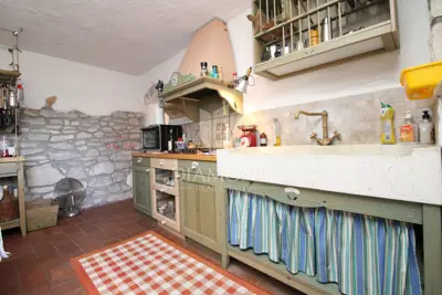 Kuća 330 m², Labin okolica - bazen i sauna - 12