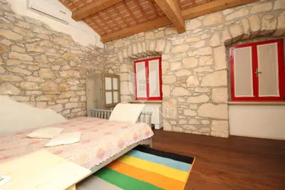 Kuća 330 m², Labin okolica - bazen i sauna - 22