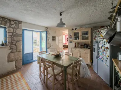 Kuća 330 m², Labin okolica - bazen i sauna - 10