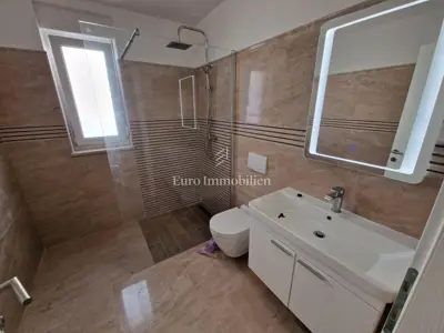 Wohnung zum Kauf in Njivice, 61 m² - 8