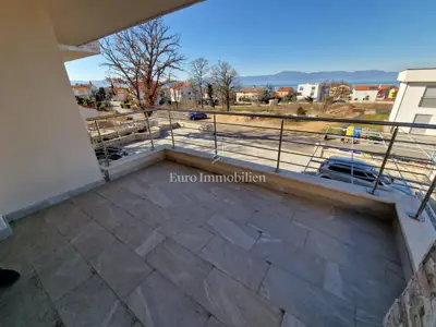 Wohnung zum Kauf in Njivice, 61 m²