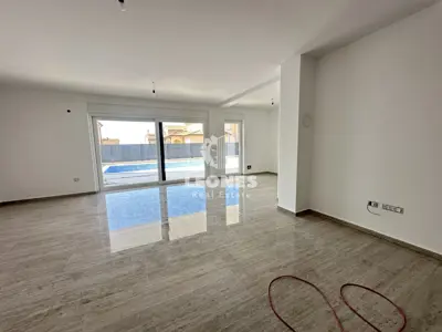 Wohnung in Novigrad, Erdgeschoss mit Pool und Meerblick - 4