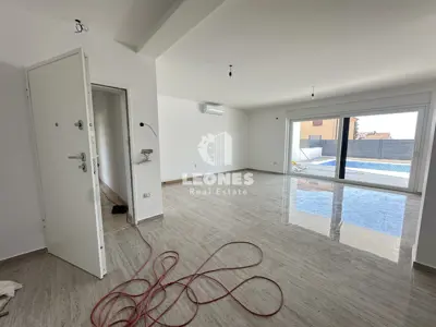 Wohnung in Novigrad, Erdgeschoss mit Pool und Meerblick - 15