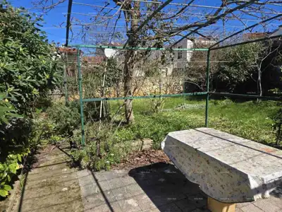 House 150 m², Pula Kaštanjer - near the center - 8