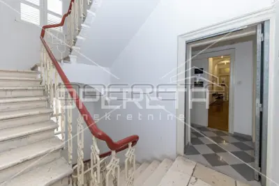 Commercial space 38 m², Poluotok Zadar - view of Kalelarga - 4