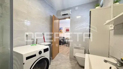 House 1084 m², Lukavec - detached family house - 18