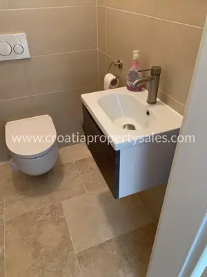 House on Pelješac, quiet area near Orebić, 3 apartments - 8