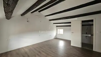 Steinhaus im historischen Stadtkern mit Meerblick - Višnjan - 2
