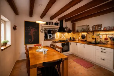 Stone house 180 m², Veli Iž - pool and terrace with sea view - 4