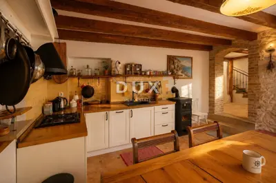 Stone house 180 m², Veli Iž - pool and terrace with sea view - 12