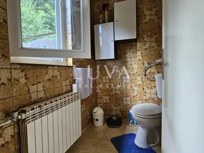 Kuća 260 m², Kraljevec - tri etaže i garaža za 2 automobila - 21