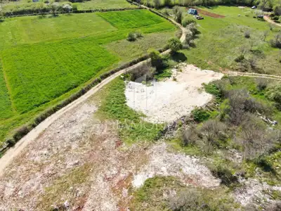 Baugrundstück 771 m², Barban - ruhige Lage in der Natur - 2