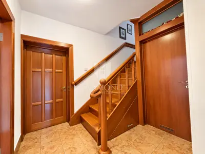 Haus zum Kauf in Maksimir, 400 m² - 13
